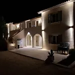 Rodi Studios 3*