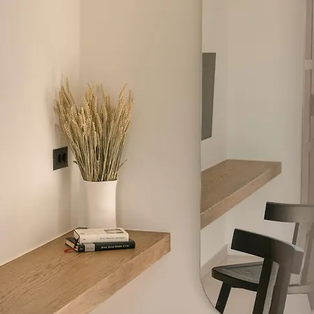 Rodi Studios 2*