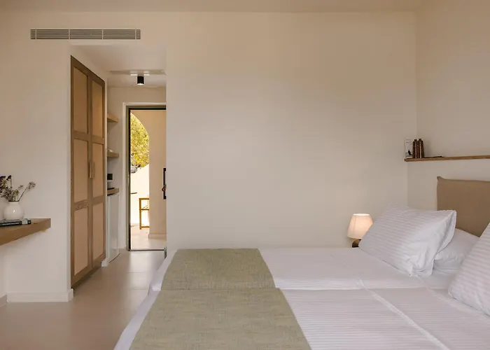 Aparthotel Rodi Studios Karavados